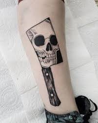 Vapen tatuering, Weapon tattoo.