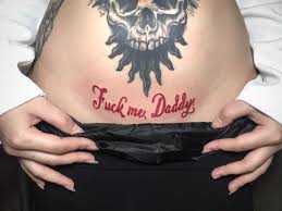 Fuck me tatuering, Fuck me tattoo.