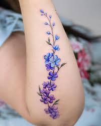 Blommor tatuering, Flowers tattoo.