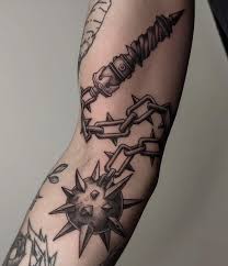 Vapen tatuering, Weapon tattoo.