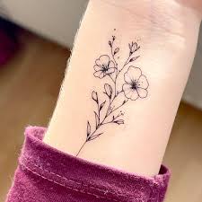 Blommor tatuering, Flowers tattoo.