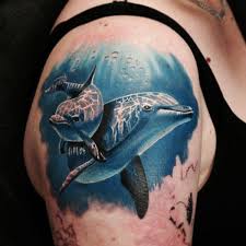 Delfin tatuering, Dolphin tattoo.