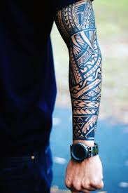 Tribal tatuering, tribal tattoo.
