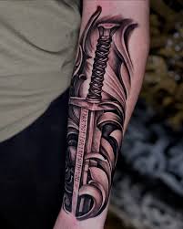 Vapen tatuering, Weapon tattoo.