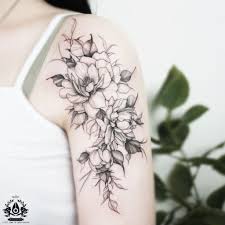 Blommor tatuering, Flowers tattoo.