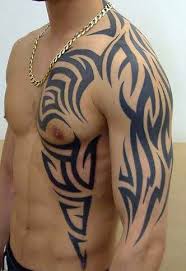 Tribal tatuering, tribal tattoo.