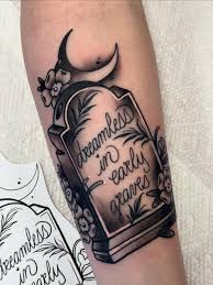 Grav tatuering, Grave tattoo.