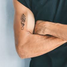 Orm, ormar tatuering, Snake, snakes tattoo.