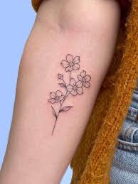 Blommor tatuering, Flowers tattoo.
