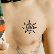 Tribal tatuering, tribal tattoo.