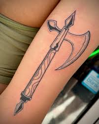 Vapen tatuering, Weapon tattoo.