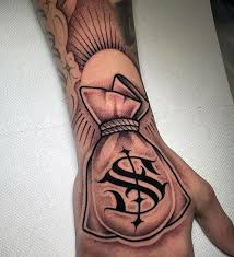 Pengar tatuering, Money tattoo.