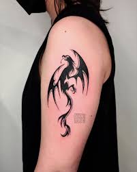 Drak, Drake tatuering, Dragon tattoo.