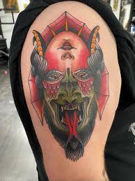 Demon tatuering, Demon tattoo.