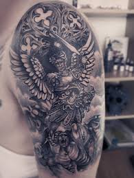 Mikael dräper lucifer tatuering, Michael slay lucifer tattoo.