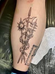Vapen tatuering, Weapon tattoo.