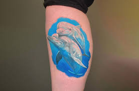 Delfin tatuering, Dolphin tattoo.