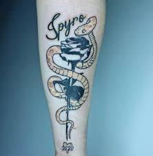 Orm, ormar tatuering, Snake, snakes tattoo.