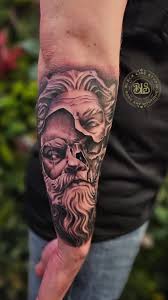 Gud tatuering, God tattoo.