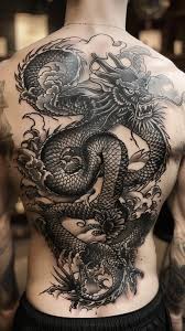Drak, Drake tatuering, Dragon tattoo.