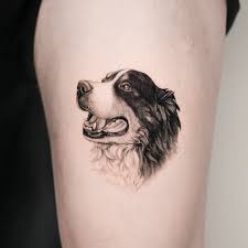 Hund tatuering, Dog tattoo.