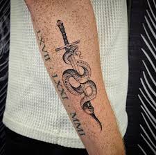 Ormar tatuering, Snake tattoo.