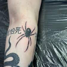 Spindel, spindlar tatuering, spider tattoo.