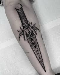 Vapen tatuering, Weapon tattoo.