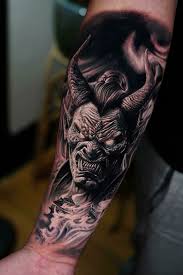 Djävuen tatuering, Devil tattoo.