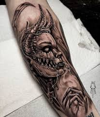 Demon tatuering, Demon tattoo.
