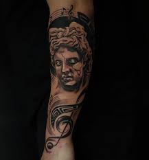 Karl alfred tatuering, Popeye tattoo.