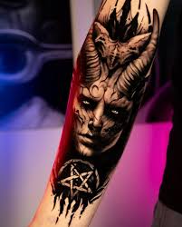 Djävuen tatuering, Devil tattoo.