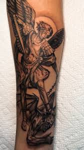 Mikael dräper lucifer tatuering, Michael slay lucifer tattoo.